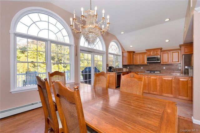 15 Pine Drive, Stony Point, NY 10980