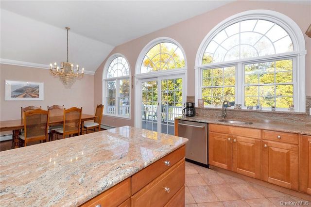 15 Pine Drive, Stony Point, NY 10980