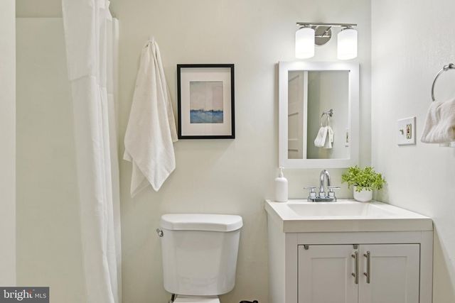 1525 HICKORY WOOD DR, Annapolis, MD 21409