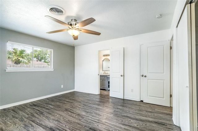 1129 Bradshaw Dr, Corpus Christi, TX 78412