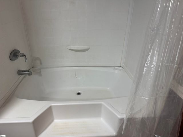 206 Eva Plaza, Easley, SC 29640