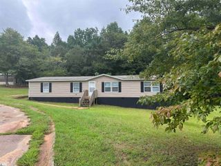 206 Eva, Easley, SC 29640