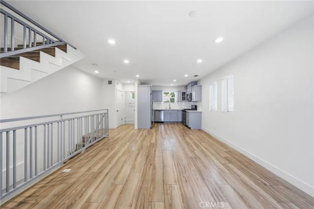 1233 W 39th, Los Angeles, CA 90037
