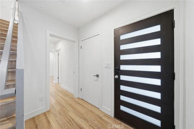 1233 W 39th, Los Angeles, CA 90037