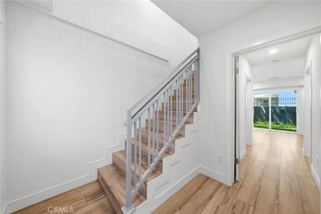 1233 W 39th, Los Angeles, CA 90037