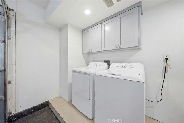 1233 W 39th, Los Angeles, CA 90037