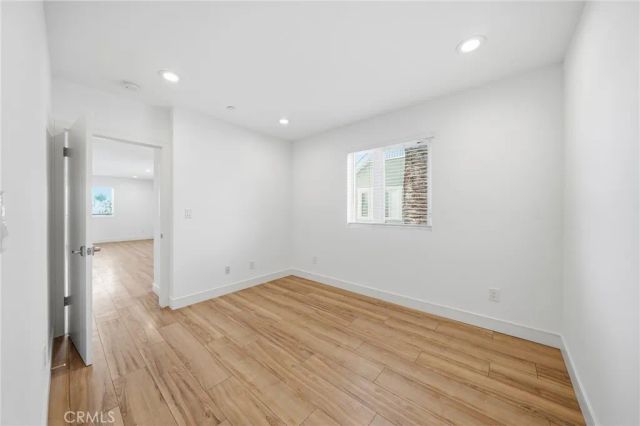 1233 W 39th, Los Angeles, CA 90037