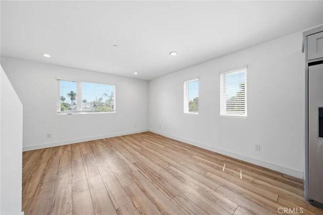 1233 W 39th, Los Angeles, CA 90037