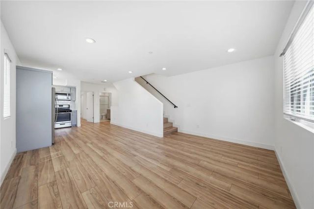 1233 W 39th, Los Angeles, CA 90037
