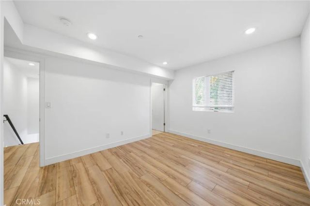1233 W 39th, Los Angeles, CA 90037