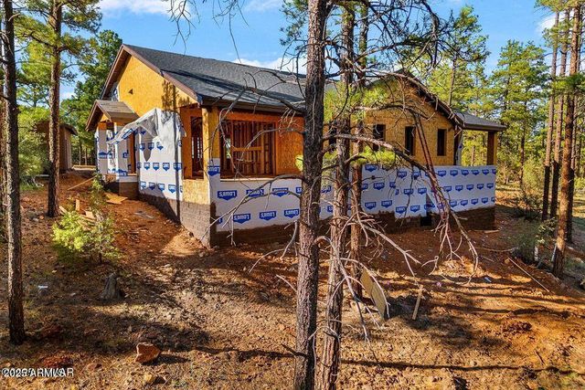 2711 W VILLA Loop, Show Low, AZ 85901