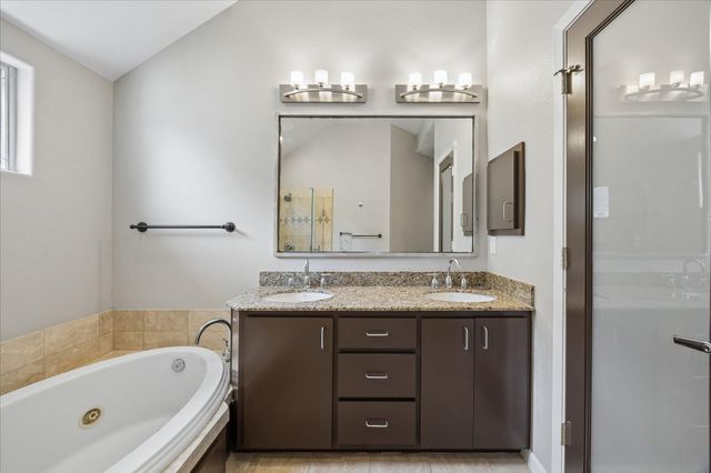 3022 Caroline Street, Houston, TX 77004