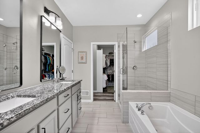 1158 Lark Street, Orion Charter Twp, MI 48360