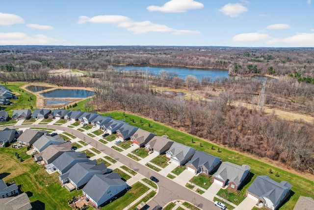 1158 Lark Street, Orion Charter Twp, MI 48360