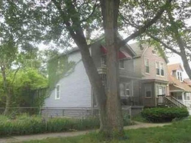 7625 S Dante Avenue, Chicago, IL 60619