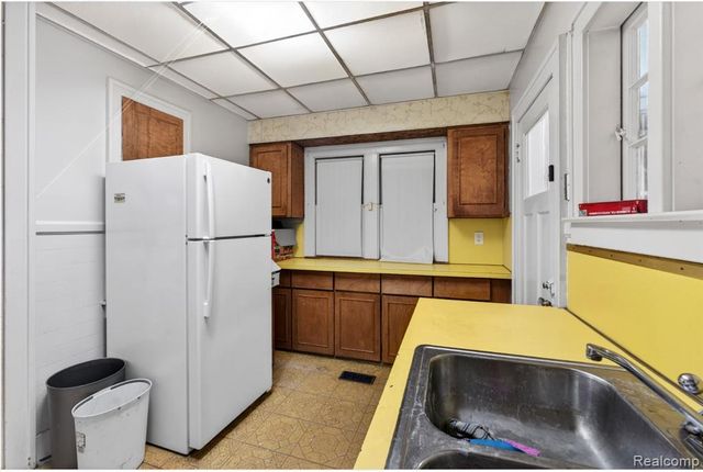 11493 Wisconsin Street, Detroit, MI 48204