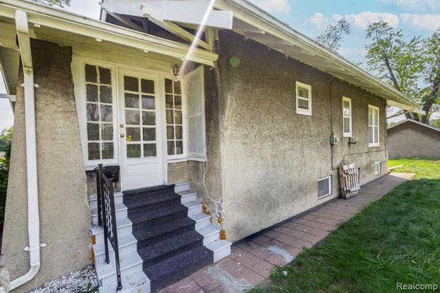 11493 Wisconsin Street, Detroit, MI 48204