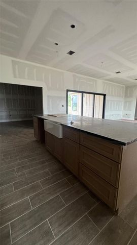 1863 Jones Drive, Alvin, TX 77511