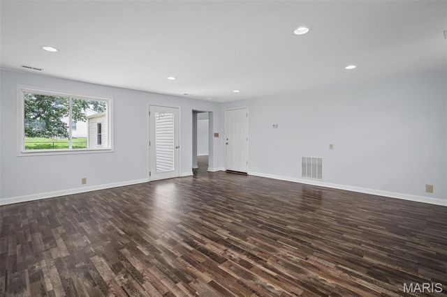 243 Dennison Drive, Ballwin, MO 63021