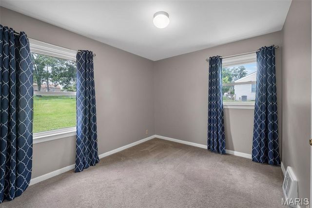 243 Dennison Drive, Ballwin, MO 63021
