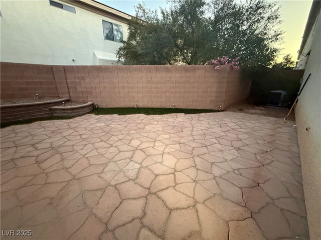 141 Gryffin Avenue, Las Vegas, NV 89123