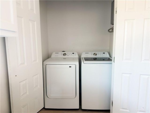 626 E Ellis Avenue, Alamo, TX 78516