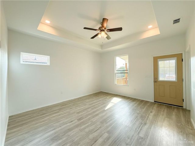 626 E Ellis Avenue, Alamo, TX 78516