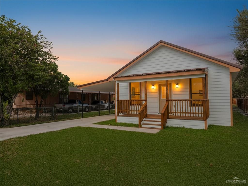 626 E Ellis Avenue, Alamo, TX 78516