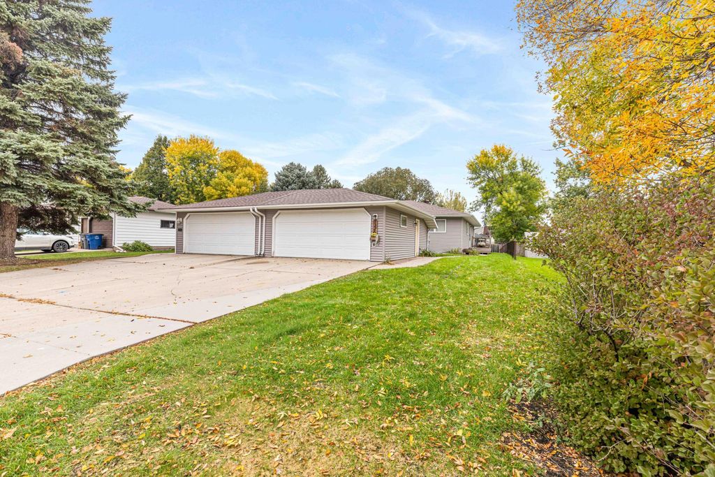 1326 35th Avenue S, Moorhead, MN 56560 — photo 5