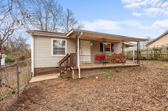 715 Williams Ln, Clarksville, TN 37040