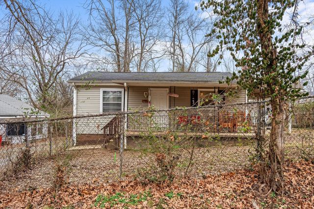 715 Williams Ln, Clarksville, TN 37040