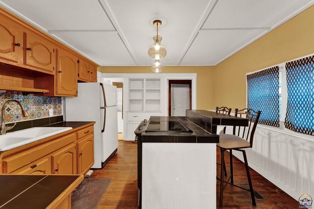 130 SW Fillmore ST, Topeka, KS 66606