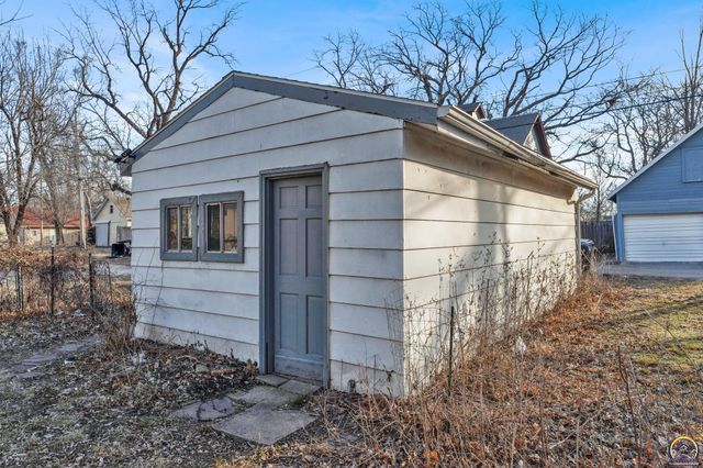 130 SW Fillmore ST, Topeka, KS 66606