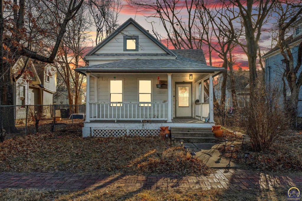 130 SW Fillmore ST, Topeka, KS 66606