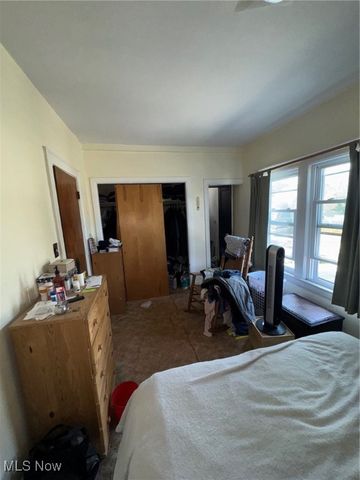 3043 W 111th Street, Cleveland, OH 44111