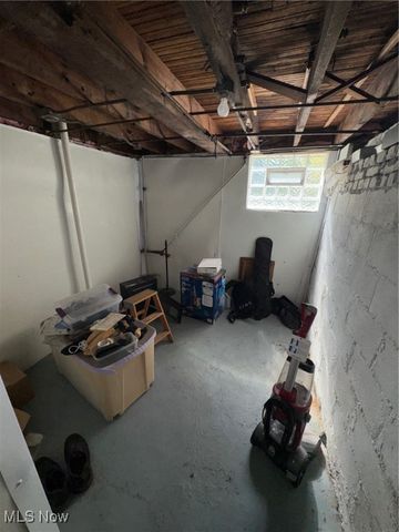 3043 W 111th Street, Cleveland, OH 44111