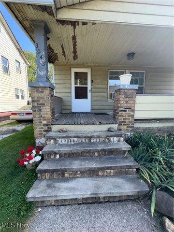 3043 W 111th Street, Cleveland, OH 44111