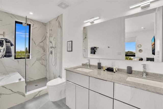 2100 Miami Rd 401, Fort Lauderdale, FL 33316