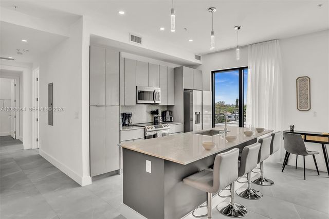 2100 Miami Rd 401, Fort Lauderdale, FL 33316