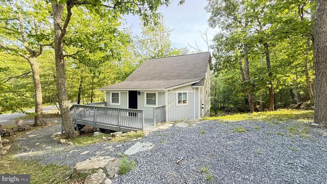 117 CLIFTON DR, Bushkill, PA 18324