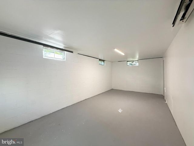 117 CLIFTON DR, Bushkill, PA 18324