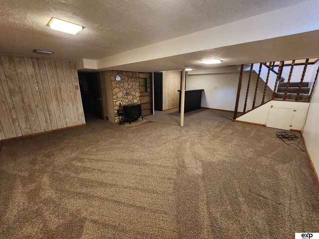 166 S Thomas Street, Fremont, NE 68025