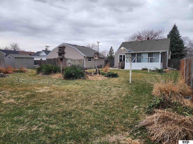 166 S Thomas Street, Fremont, NE 68025