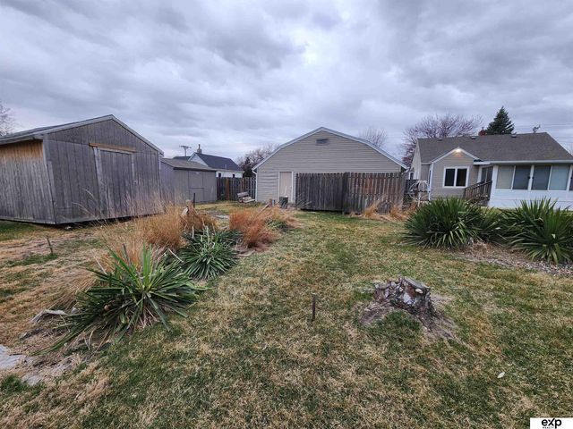 166 S Thomas Street, Fremont, NE 68025