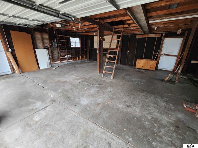 166 S Thomas Street, Fremont, NE 68025