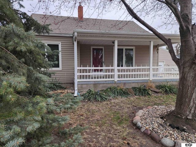 166 S Thomas Street, Fremont, NE 68025