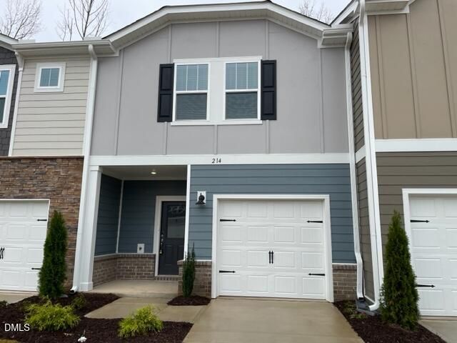 214 Brook Farm Lane, Fuquay Varina, NC 27526