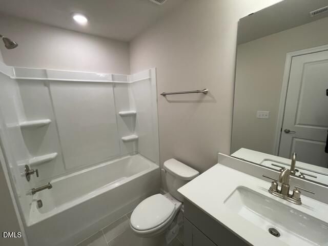 214 Brook Farm Lane, Fuquay Varina, NC 27526