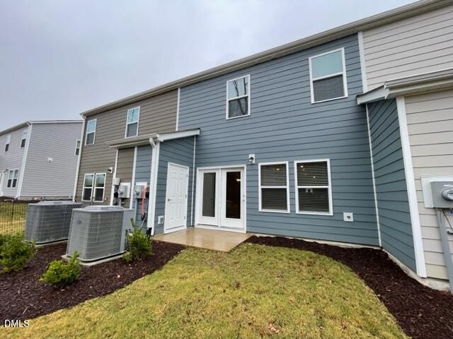 214 Brook Farm Lane, Fuquay Varina, NC 27526