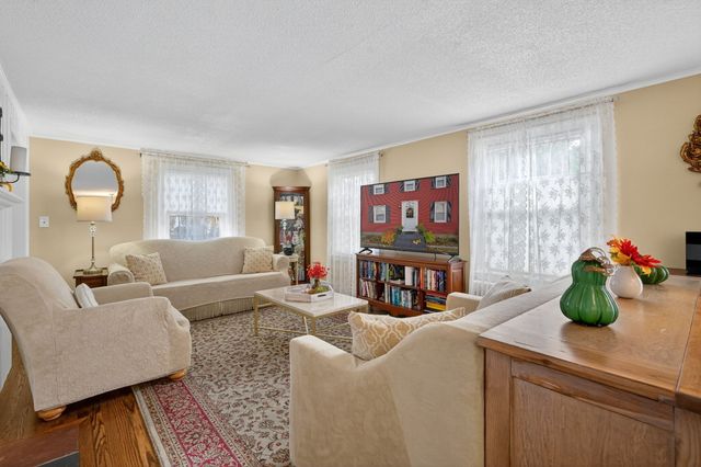 169 Avery Street, South Windsor, CT 06074